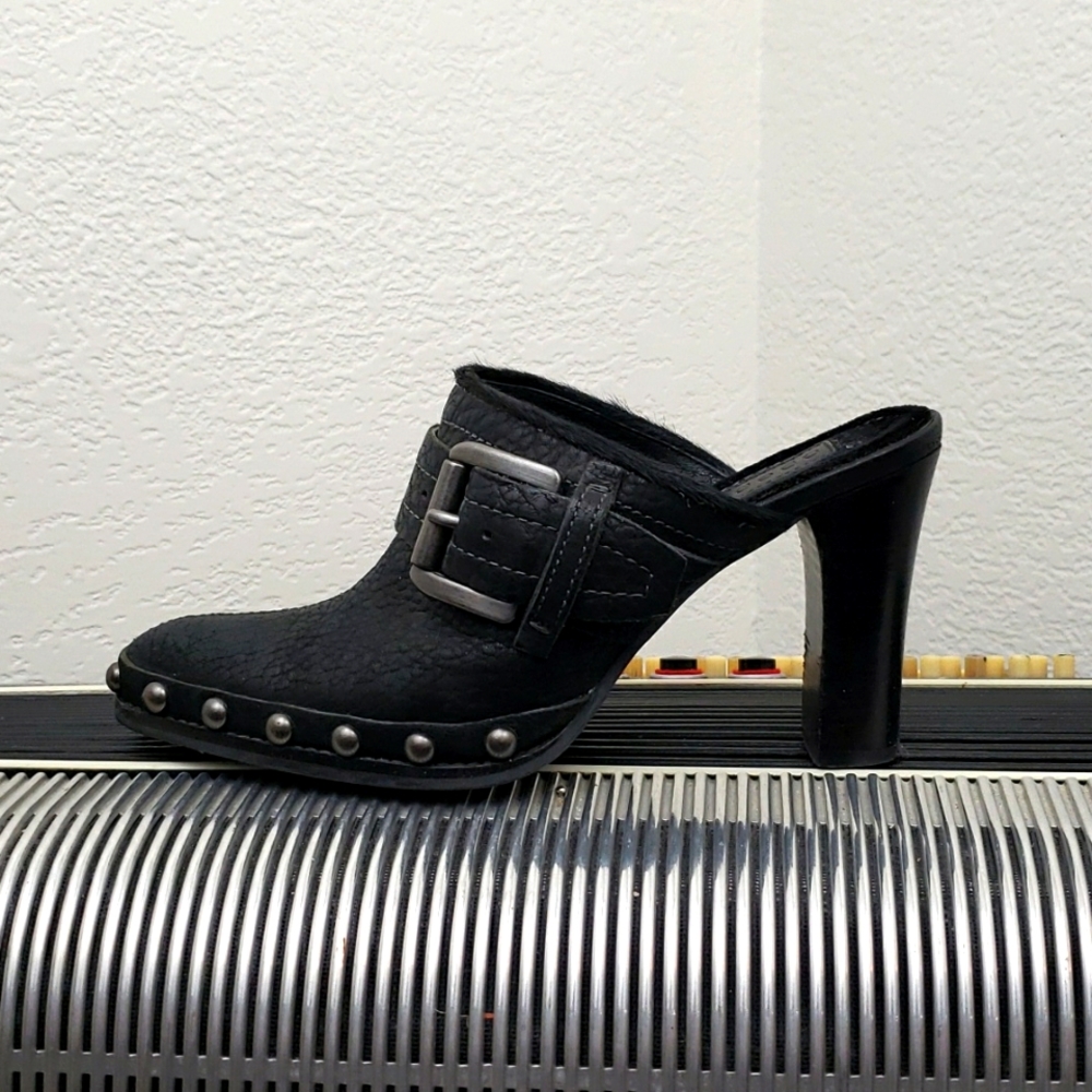 STUNNING APEPAZZA BLACK LEATHER WESTERN LOOK SILVER STUDDED CHUNK HEEL M…